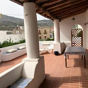  Holiday home Isola - Centro Storico